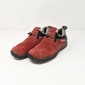 Timberland Power Loungers Red Size  7.0 is closer